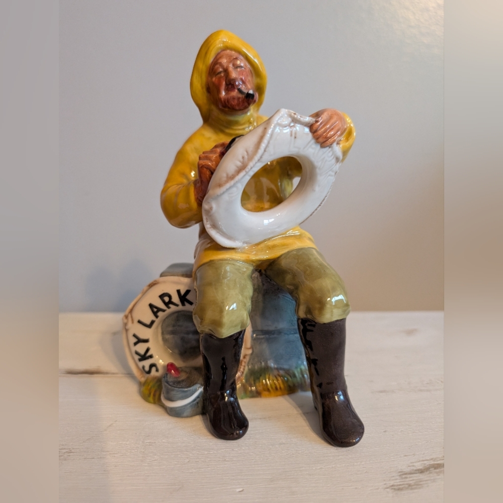 Vintage Royal Doulton "The Boatman" HN2417